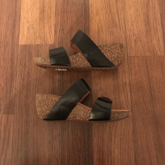 Brand new Clarks sandals - Picture 3 of 10